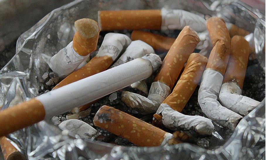 Fajčenie prospieva zdraviu. Iba tak v Rusku a na Ukrajine